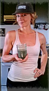 Green smoothie instead of frozen garbage? Yes, please!